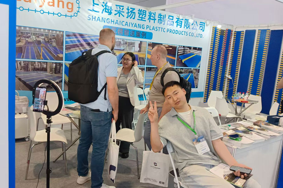 corrugated exhibition